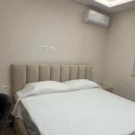 Blloku 02 Tiran
